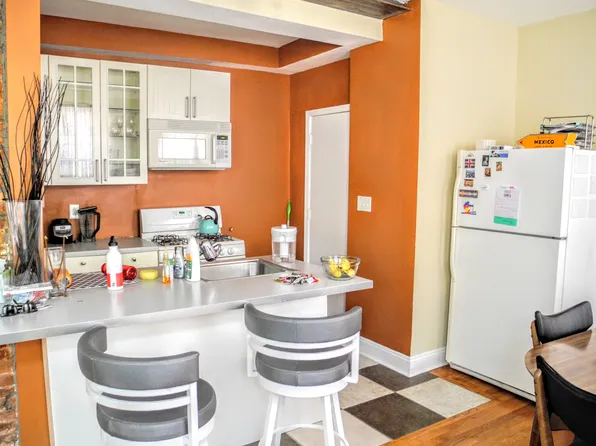 208 Laurel St, Philadelphia, PA 19123