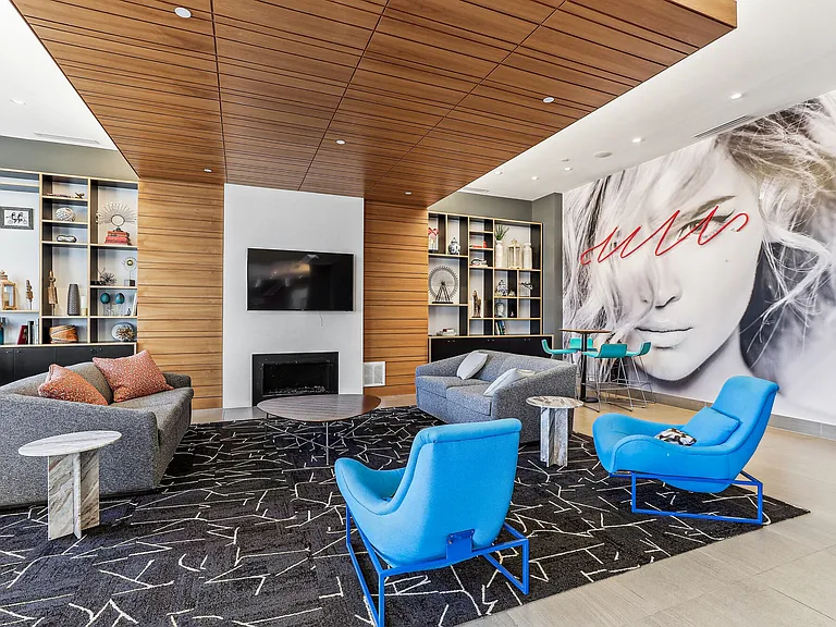 The Henri At Pike & Rose — Photo 15