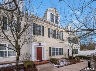 5 Evarts Ln #5, Madison, CT 06443