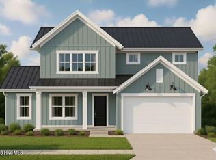 308 Chestnut Dr, Vass, NC 28394
