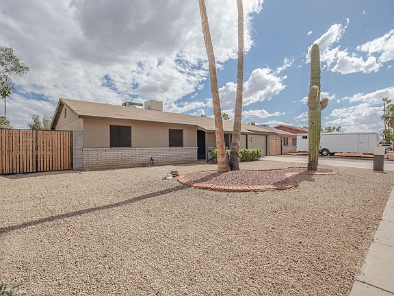 2nd image of 4137 W Garden Dr