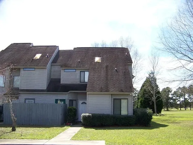 12C Merion Dr — Photo 1