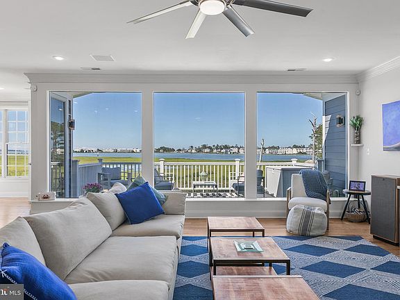5th image of 37483 Seaside Dr
