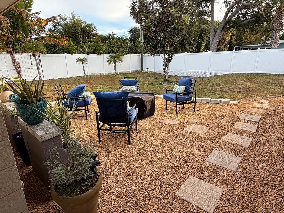 2nd image of 2715 White Sands Dr