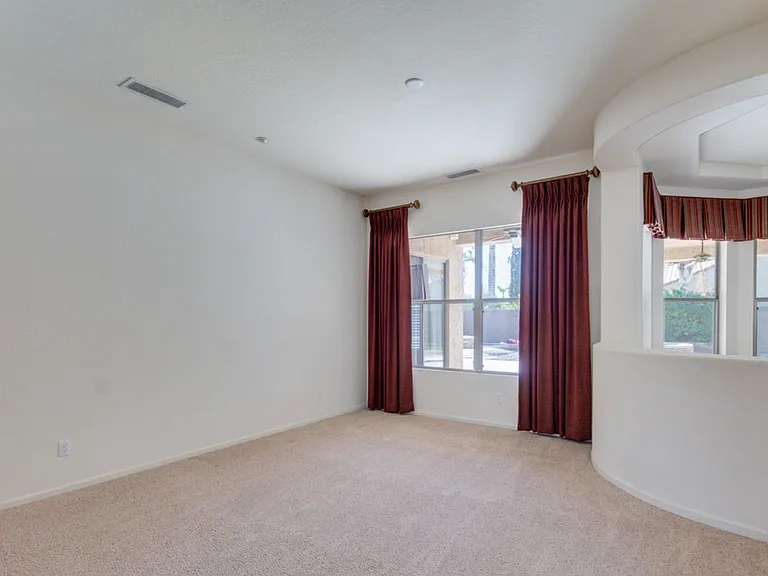 269 W Kingbird Dr — Photo 5