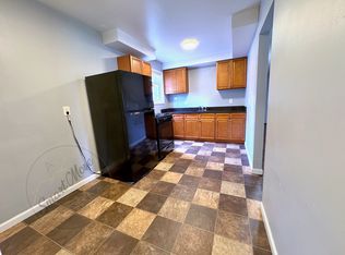 14281 Toepfer Rd, Warren, MI 48089