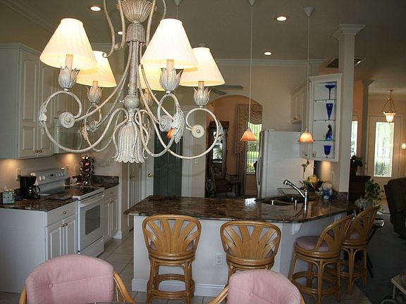 2nd image of 612 Hickory Lake Dr