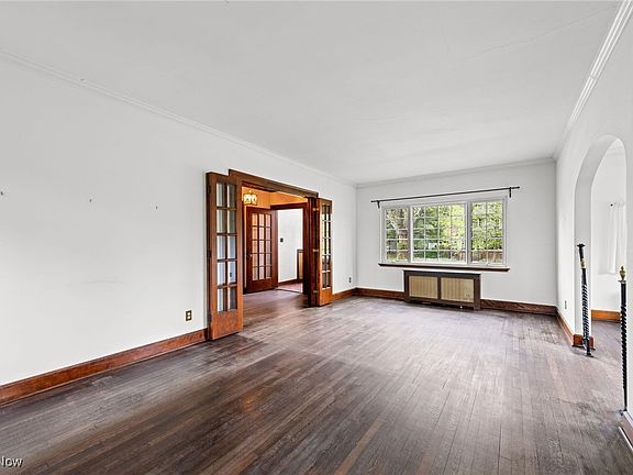 4th image of 1505 Lewis Dr
