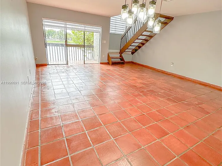 10000 NW 9th Street Cir #21 — Photo 11