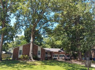 4106 Forresthills Dr, Portsmouth, VA 23703