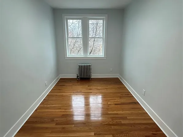 102-15 Corona Avenue image 5 of 7