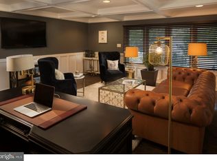 7 Silver Spruce Rd, Levittown, PA 19056