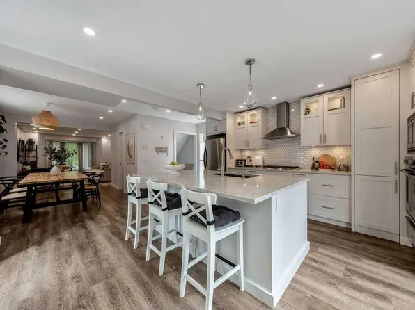 625 W 13th Ave NE, Calgary, AB T2E 1C7