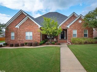 124 Maumelle Valley Dr, Maumelle, AR 72113