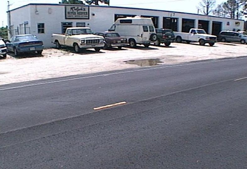 2nd image of 1330 Old Dixie Hwy SW