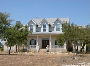 824 Stallion Est, Spring Branch, TX 78070