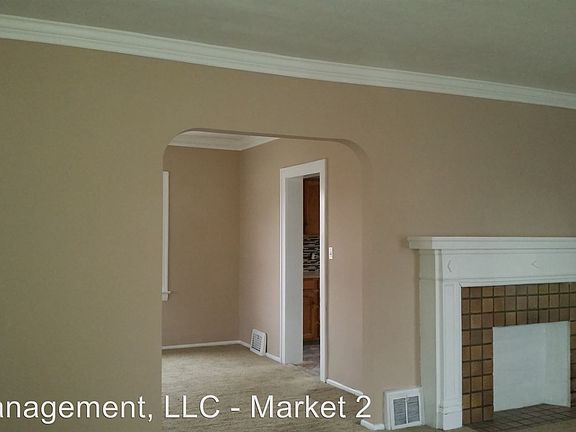 3rd image of 10301 Homeworth Ave