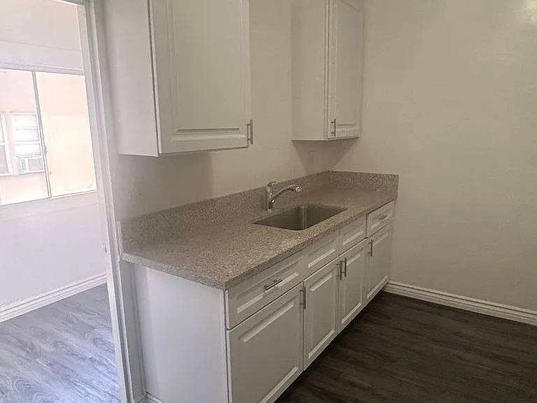 339 W Arden Ave — Photo 12
