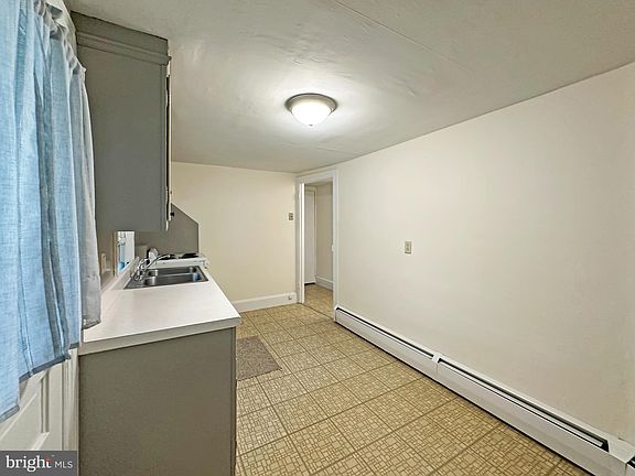 3rd image of 19 W High St