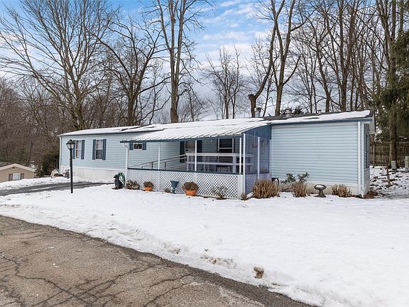 2nd image of 423 Perry Cir