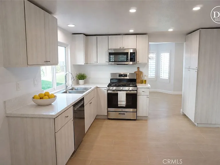 12036 Shadow Ridge Way — Photo 15