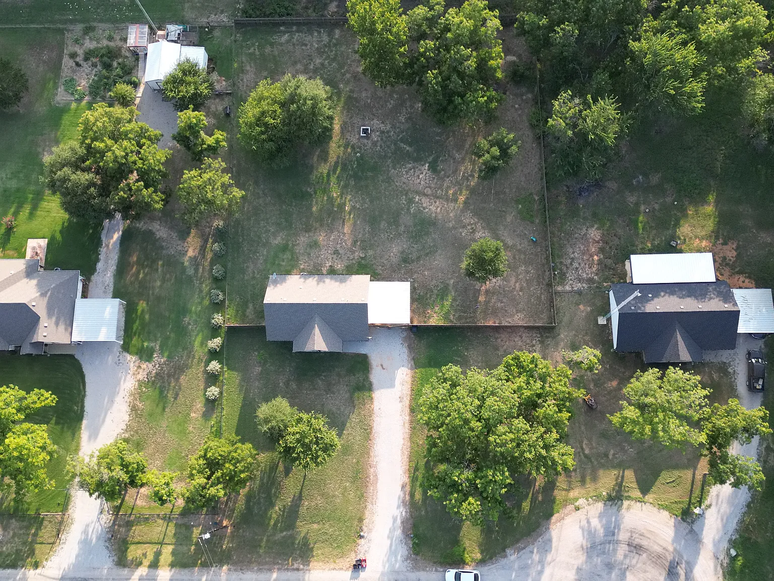 3 bed, 1311 sqft, $2,150 — Photo 4