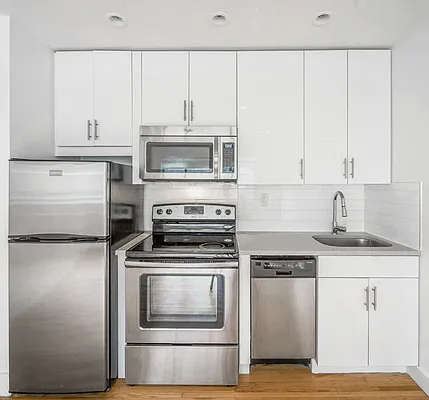 Rented by MNS | media 4