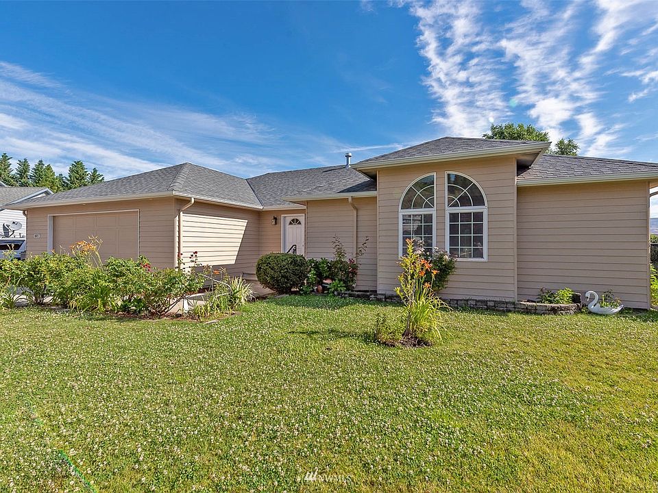 1st image of 601 Eisenhower Drive