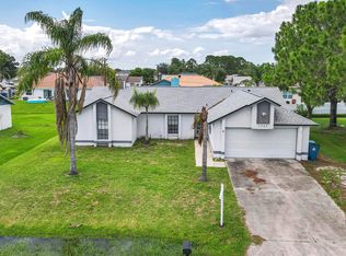 1747 Parrsboro St NW, Palm Bay, FL 32907