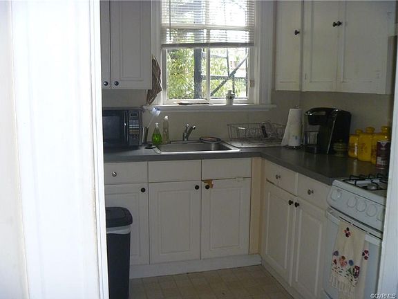 5th image of 2707 Stuart Ave