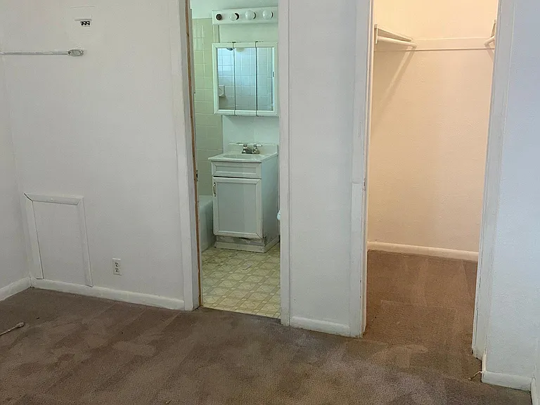1232 Benton St — Photo 11