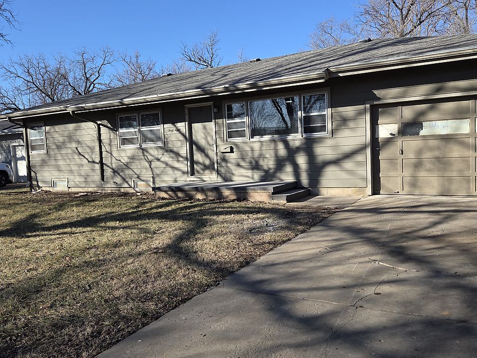 1st image of 2048 Edward St