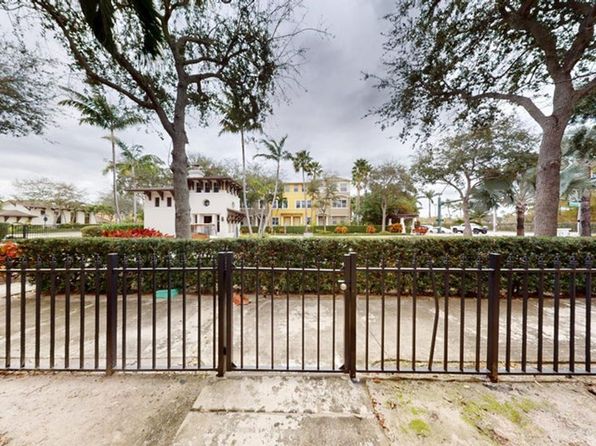 690 Amador Ln Unit 3