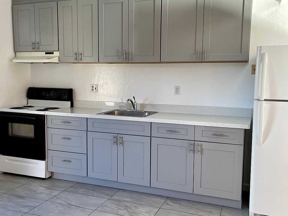 1st image of 1143 Roewill Dr APT 3