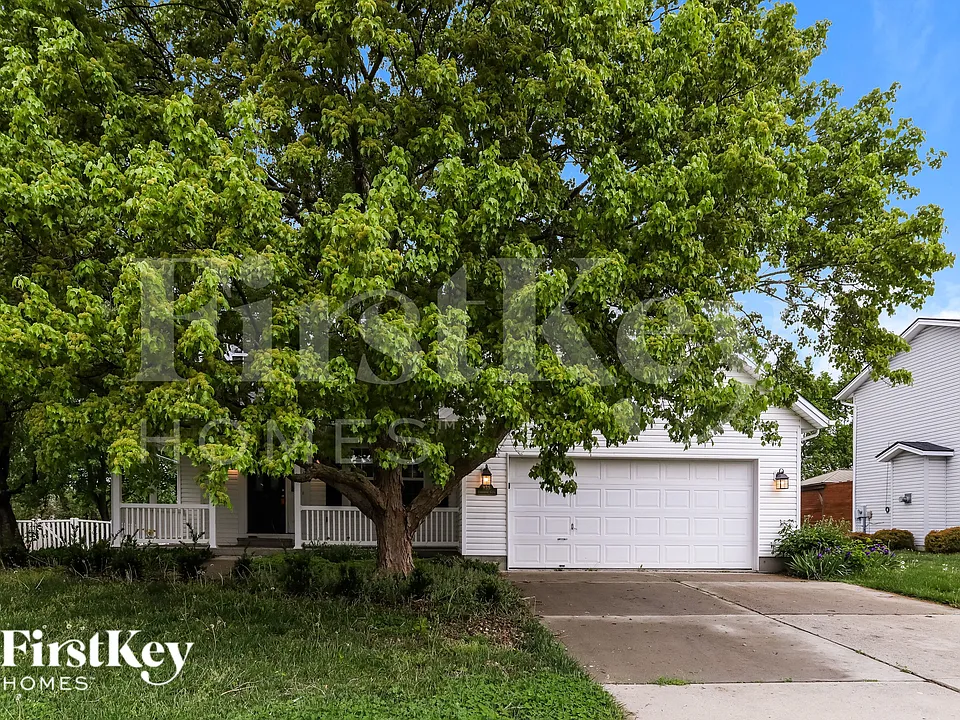 935 Grandstone Ct