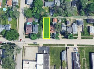 152 W Muir Ave, Hazel Park, MI