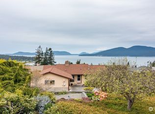 4302 Glasgow Way, Anacortes, WA