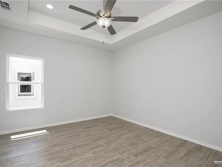 5900 Puffin Ave #1 — Photo 16