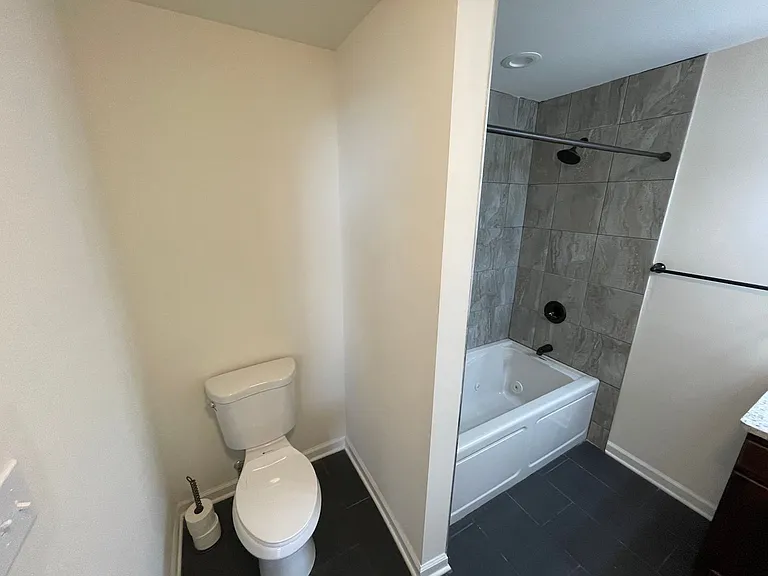 99 Pine Street — Photo 11