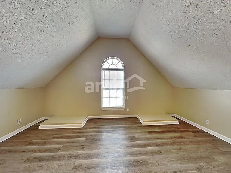 1612 E Blairmont Dr — Photo 23