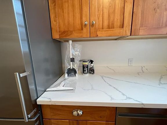4th image of 690 Guerrero St #17