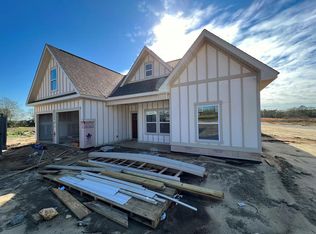 661 Littlefield Rd, Dothan, AL 36301