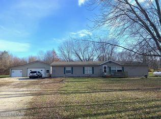 65191 Youngs Prairie Rd, Constantine, MI 49042