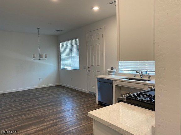 3rd image of 965 Nevada State Dr #15101