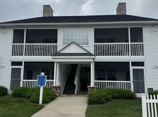 2754 S Knightsbridge Cir, Ann Arbor, MI 48105