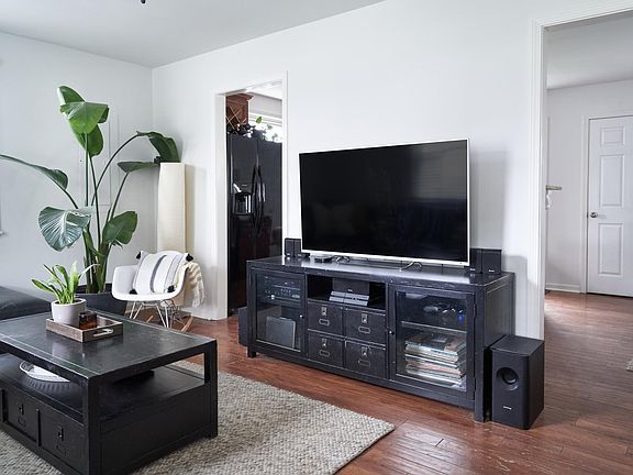 2nd image of 5814 Couch Dr