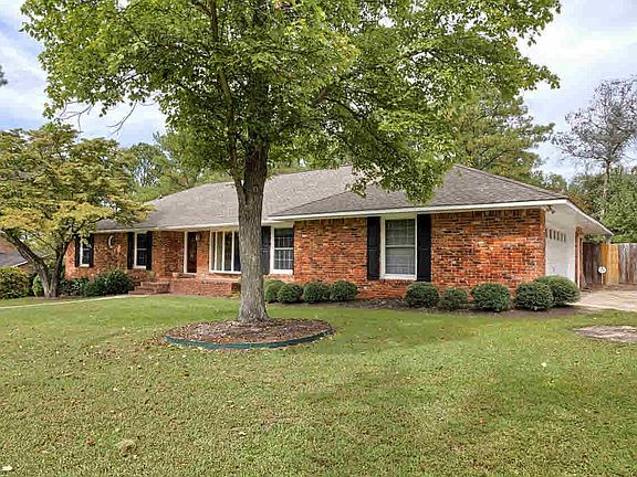 2nd image of 309 Park Shore Dr E