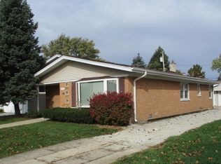 4516 W 102nd St, Oak Lawn, IL 60453
