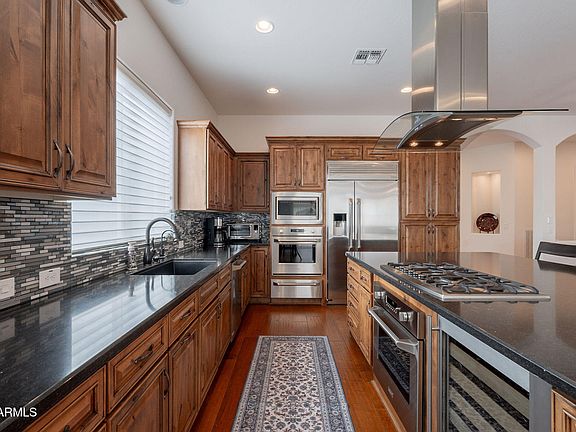 5th image of 1275 E VERDE Boulevard