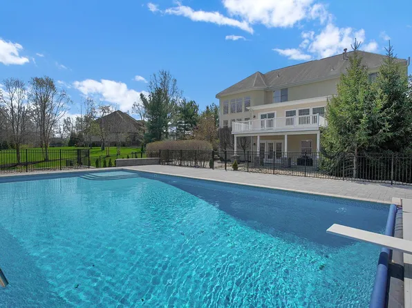 2478 Deseret Dr, Powell, OH 43065